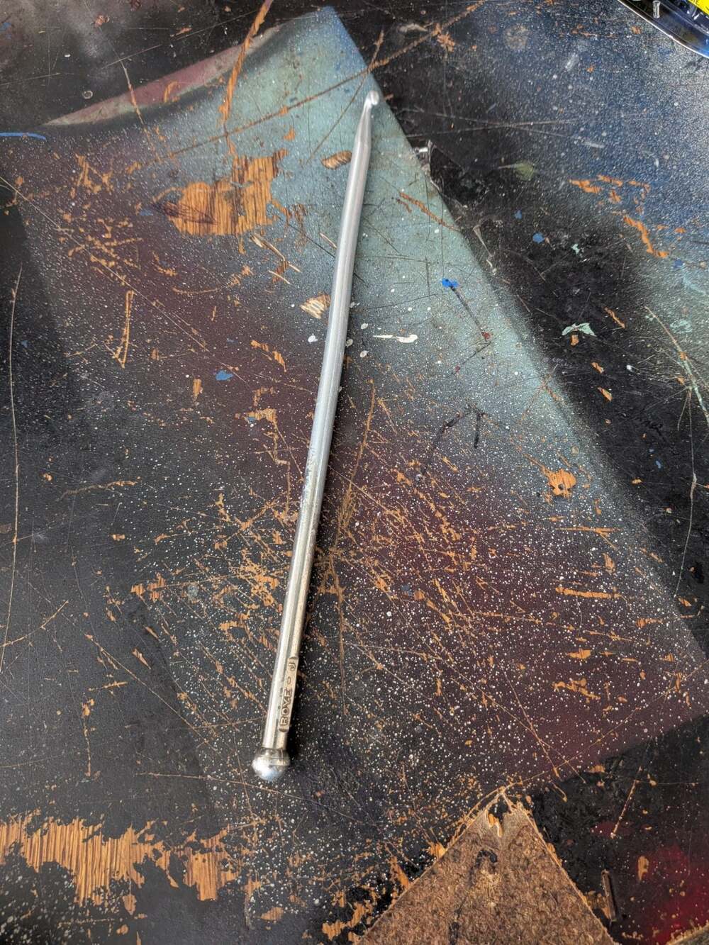 Vintage Boye J Metal Crochet Hook